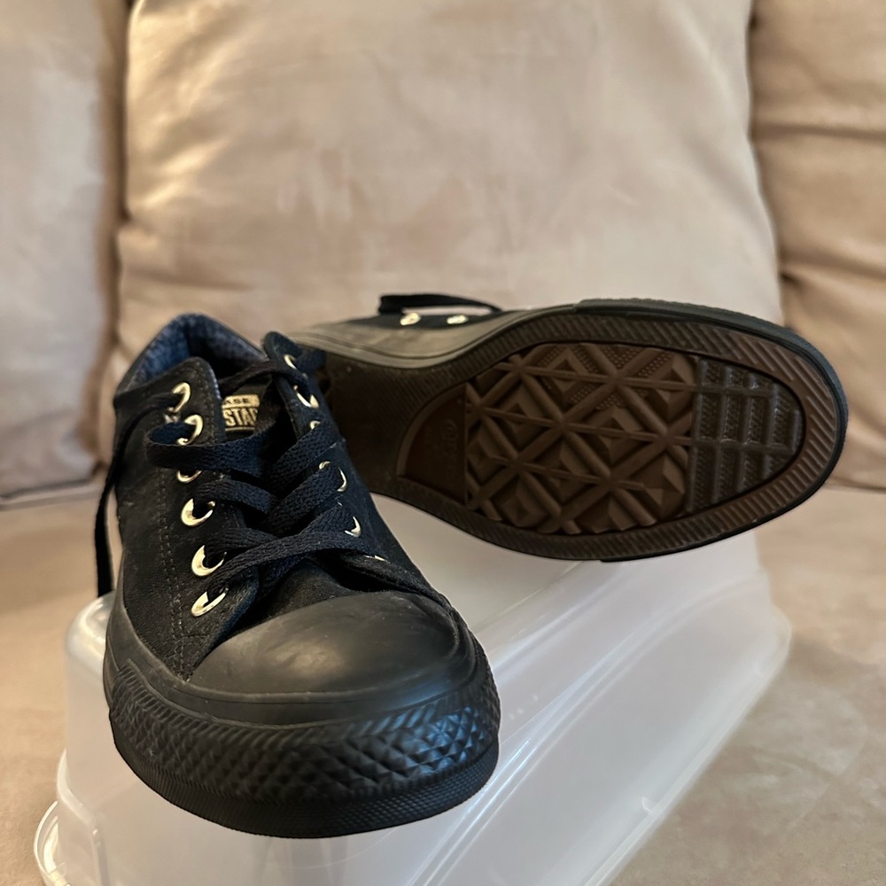 Converse Chuck Taylor Sneakers Womens 9 Black Printed Laces Low Lace Up